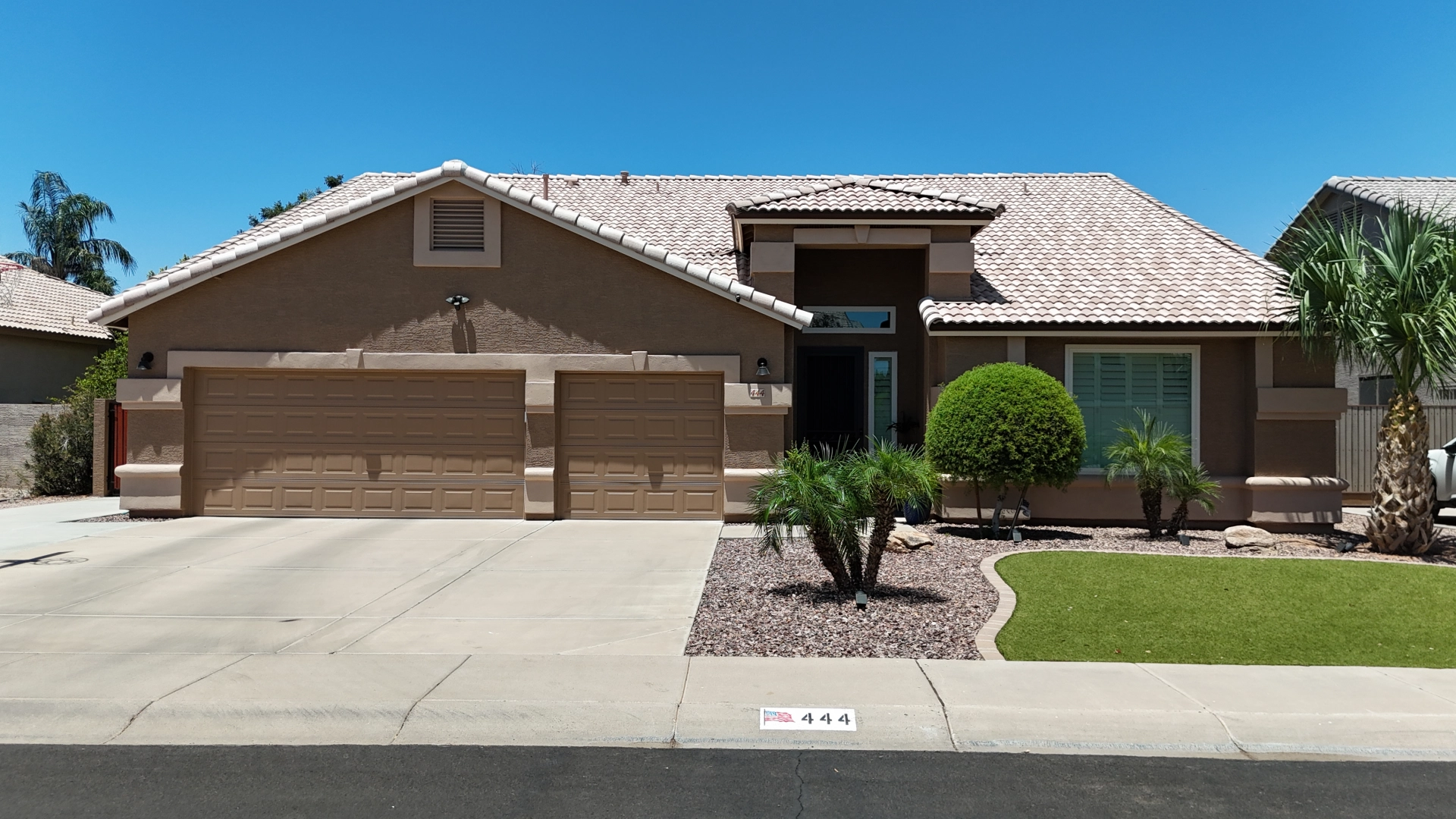 Roofing services in Apache Junction Arizona